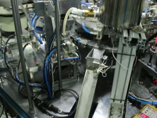 2031-3031单双联直滑式电位器成品组装机视频